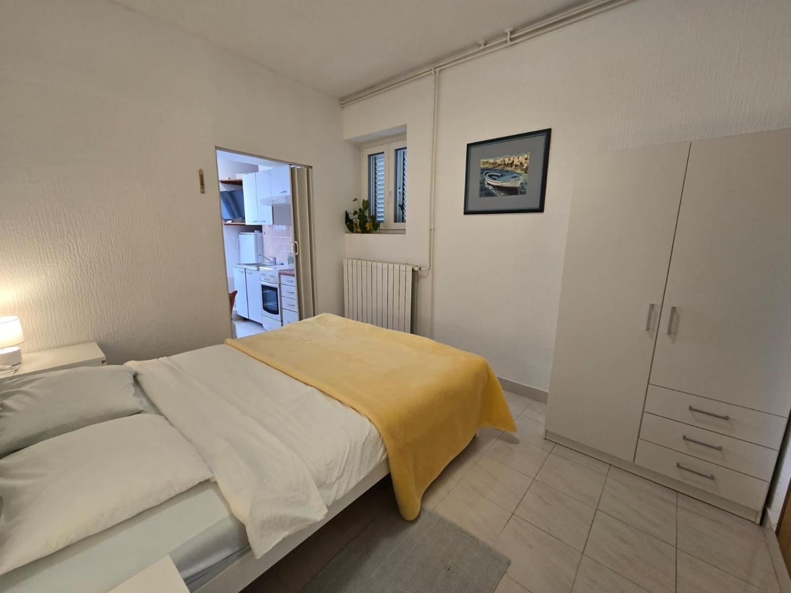Banjol Apartment Ella מראה חיצוני תמונה